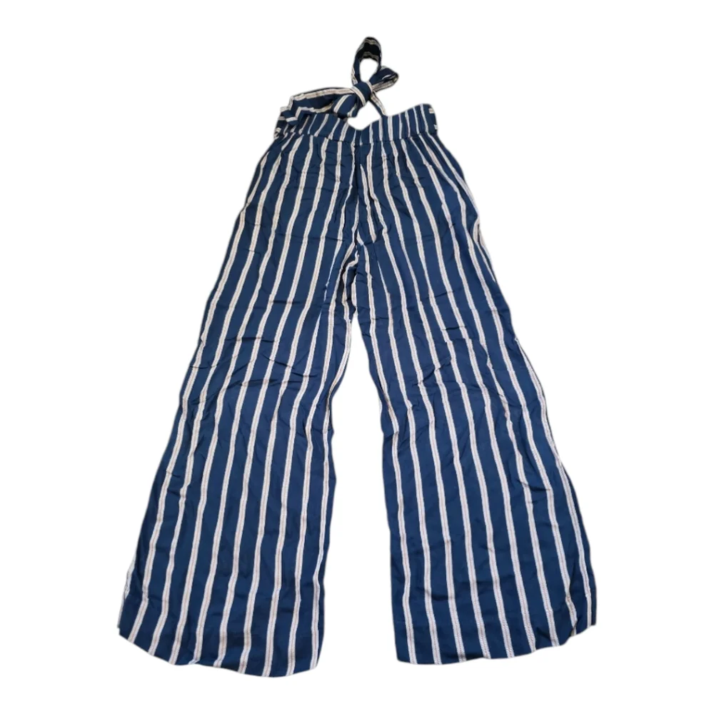 Banana Republic blue White and Red Striped‎ Gaucho Wide Leg Cropped Pants Size 6